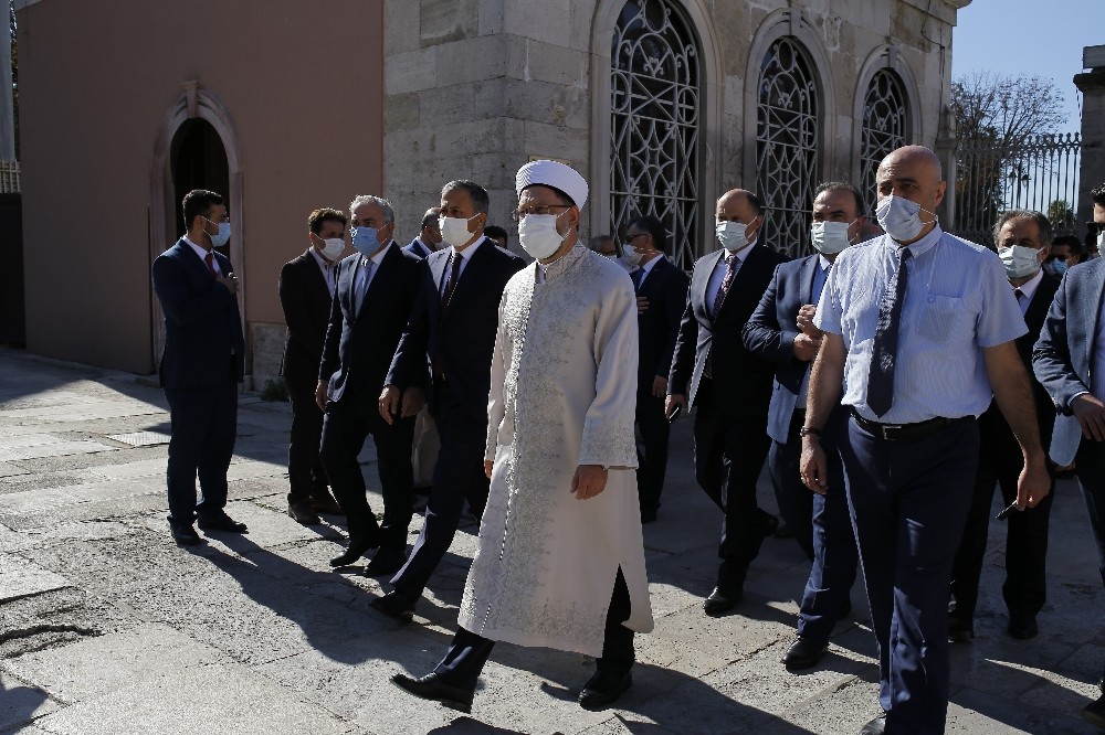 Diyanet İşleri Başkanı Erbaş, “Camiler ve Din Görevlileri Haftası”nın açılış programına katıldı