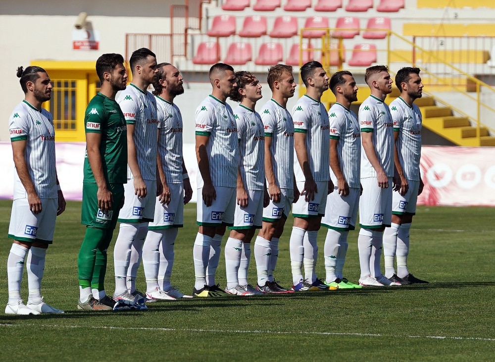 TFF 1. Lig: Tuzlaspor: 1 – Bursaspor: 3 (İlk yarı)