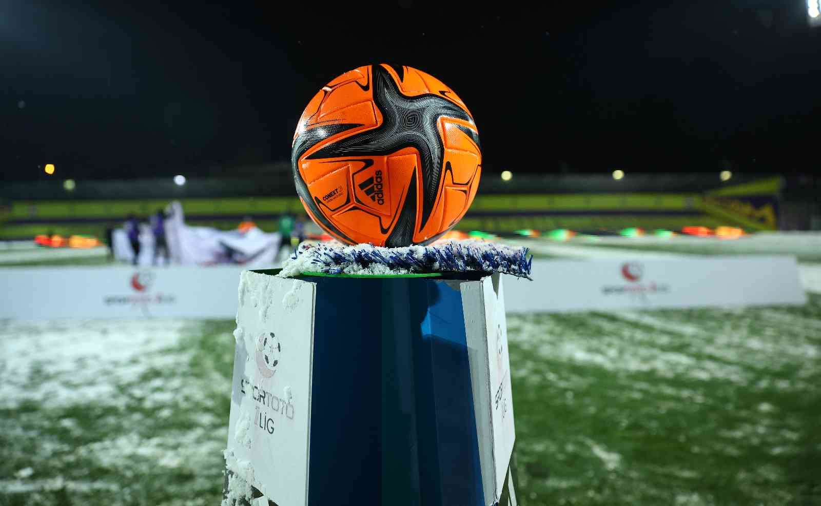 Eyüpspor – Bursaspor maçına kar engeli