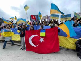 Beyoğlu’nda Ukraynalıların Rusya’yı protestoları devam ediyor